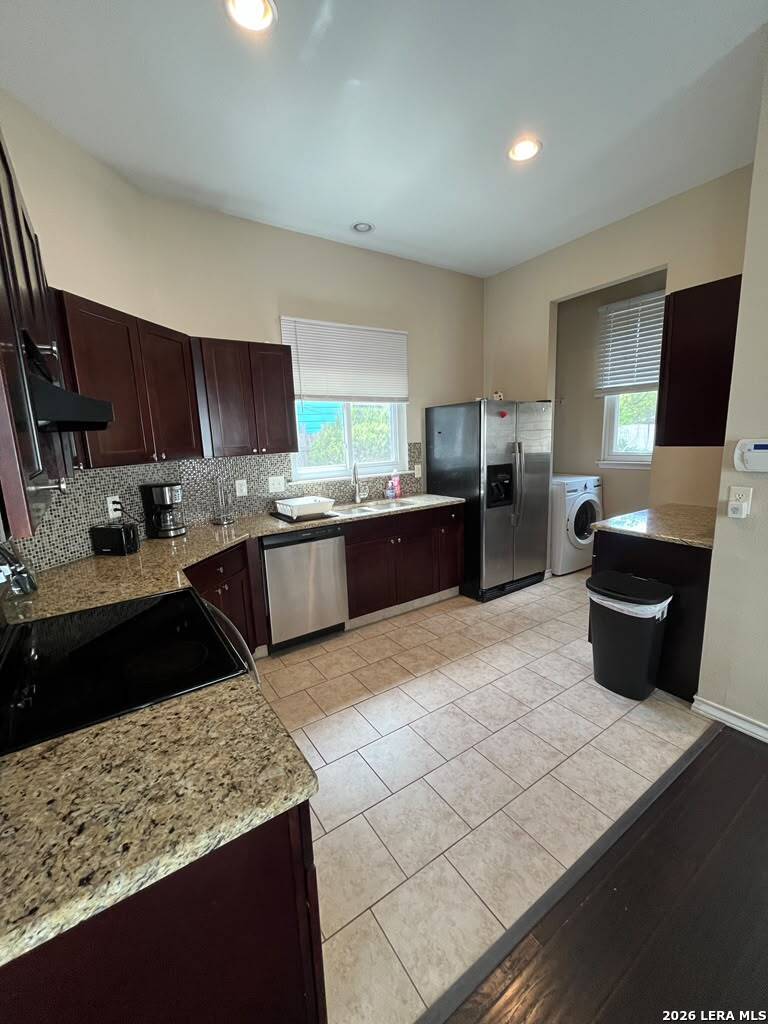 3026 Beacon Field San Antonio TX 78245