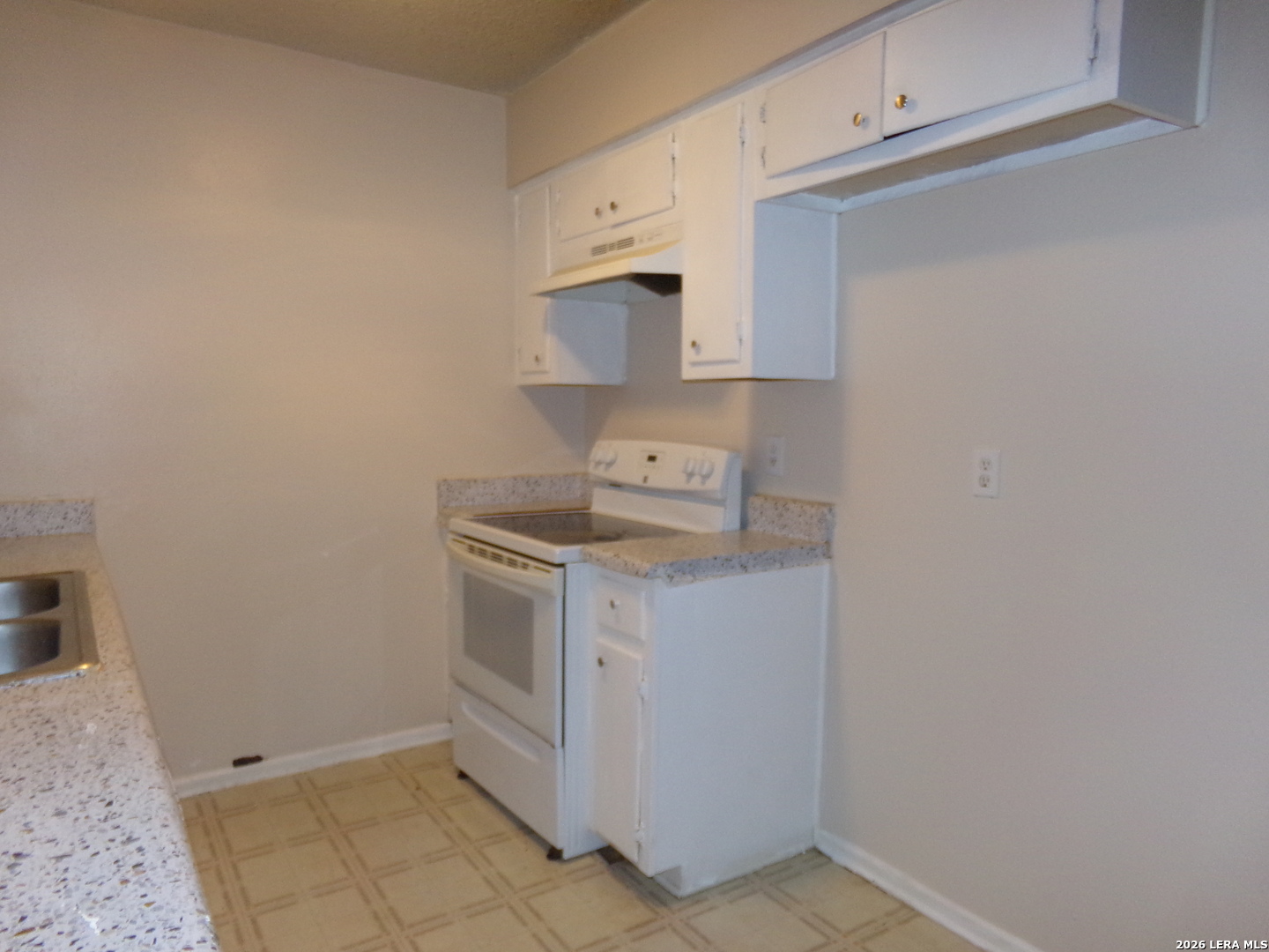 5819 Castle Lake San Antonio TX 78218