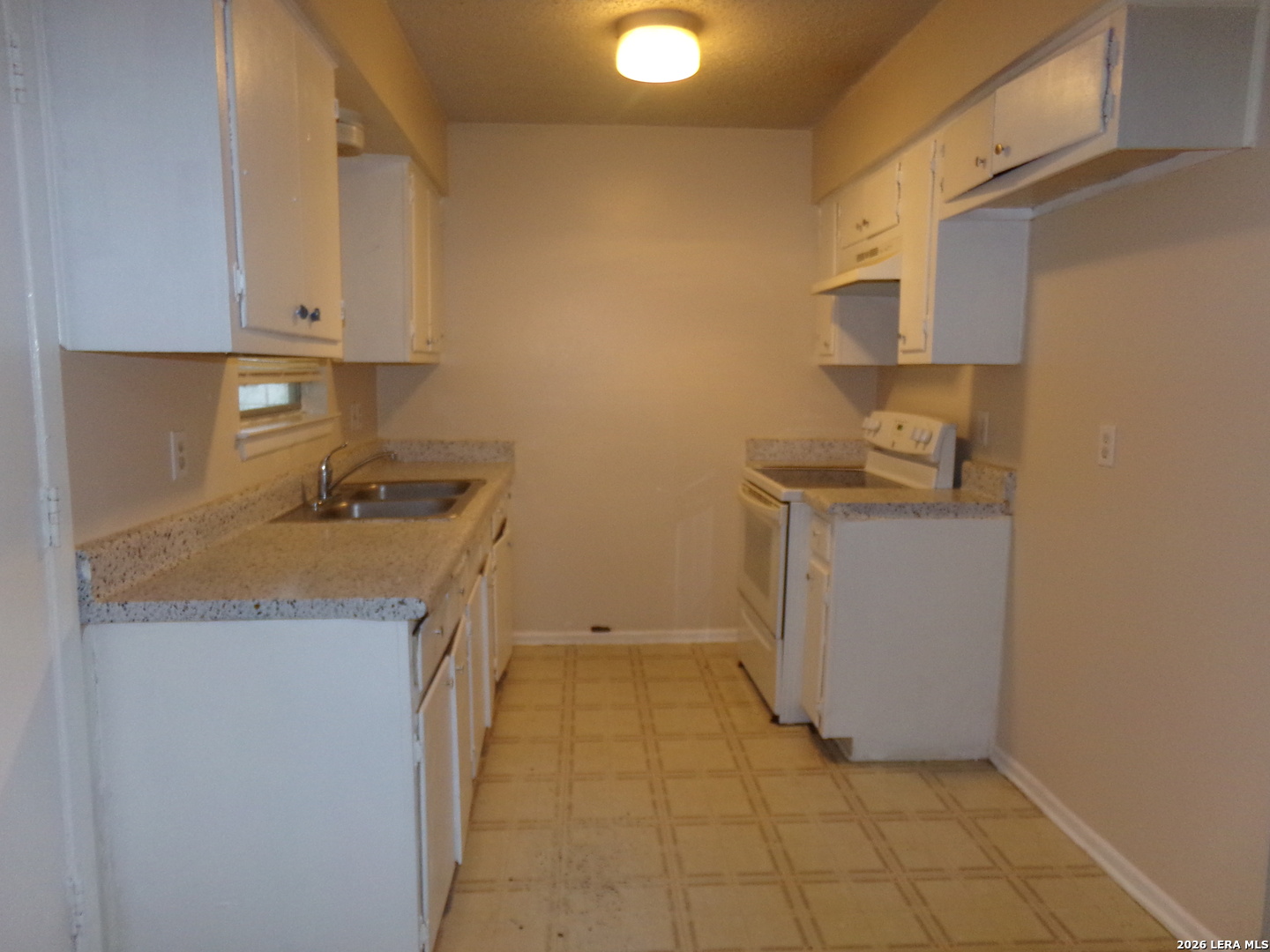 5819 Castle Lake San Antonio TX 78218