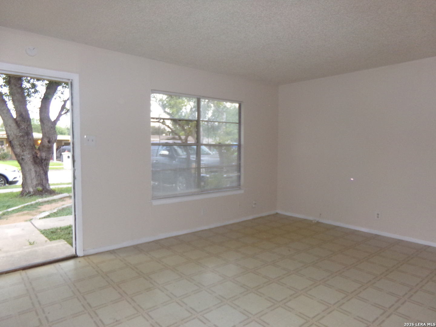 5819 Castle Lake San Antonio TX 78218