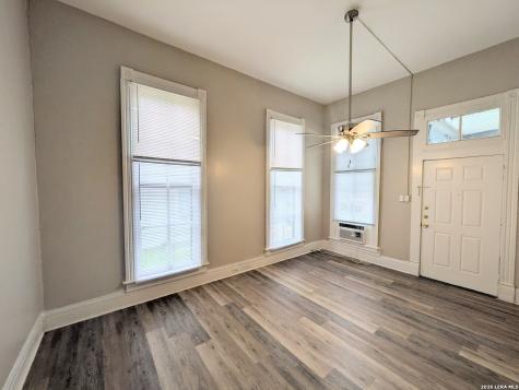 822 E Carson Street San Antonio TX 78208