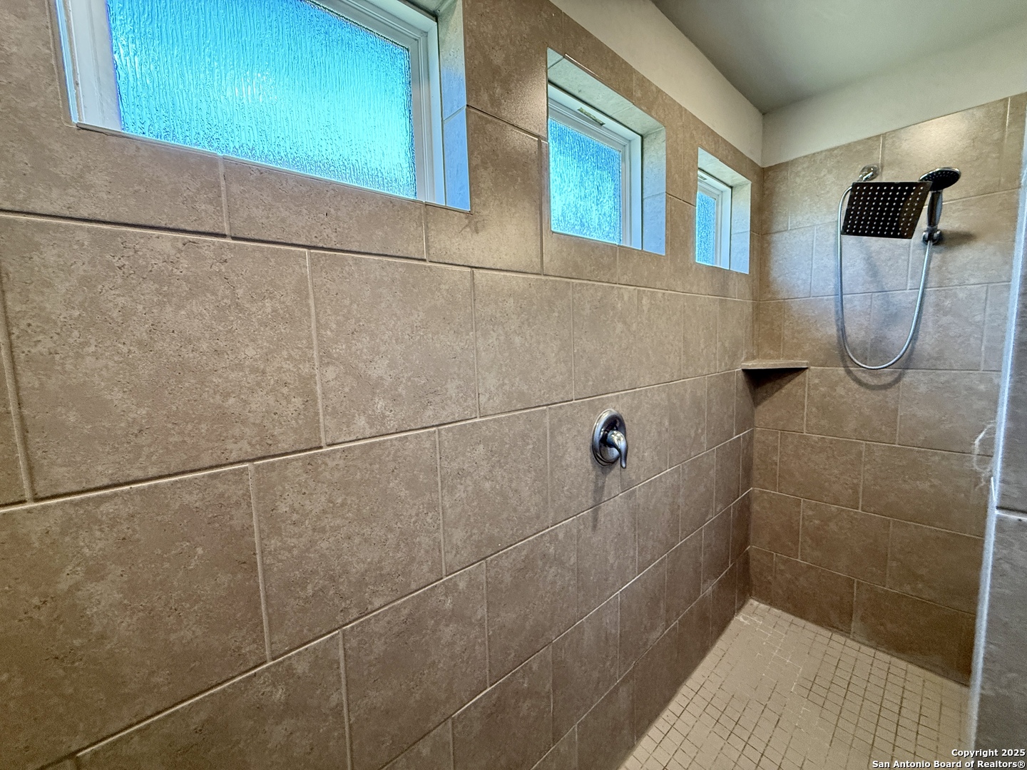 807 Blue Landing San Antonio TX 78221
