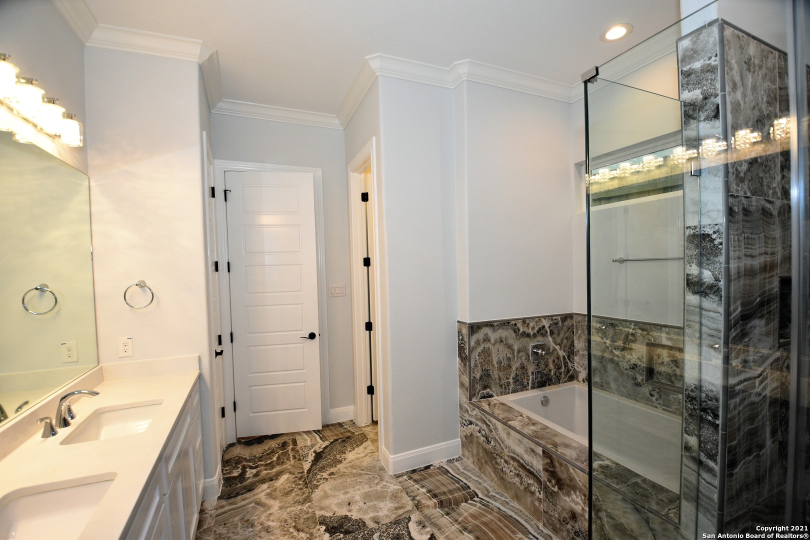 24418 Canyon Row San Antonio TX 78260