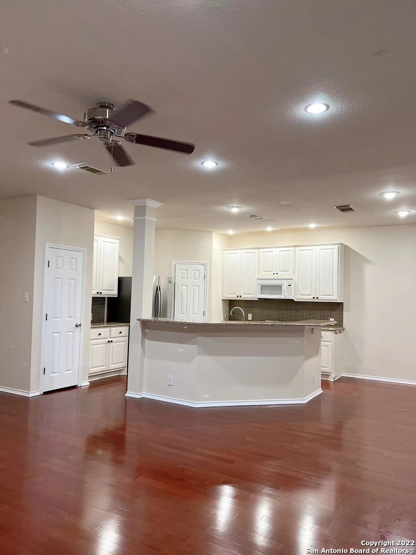 1321 Holmes Lane San Antonio TX 78258