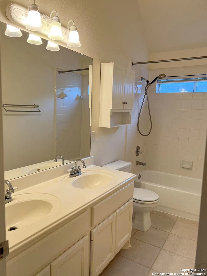 1321 Holmes Lane San Antonio TX 78258