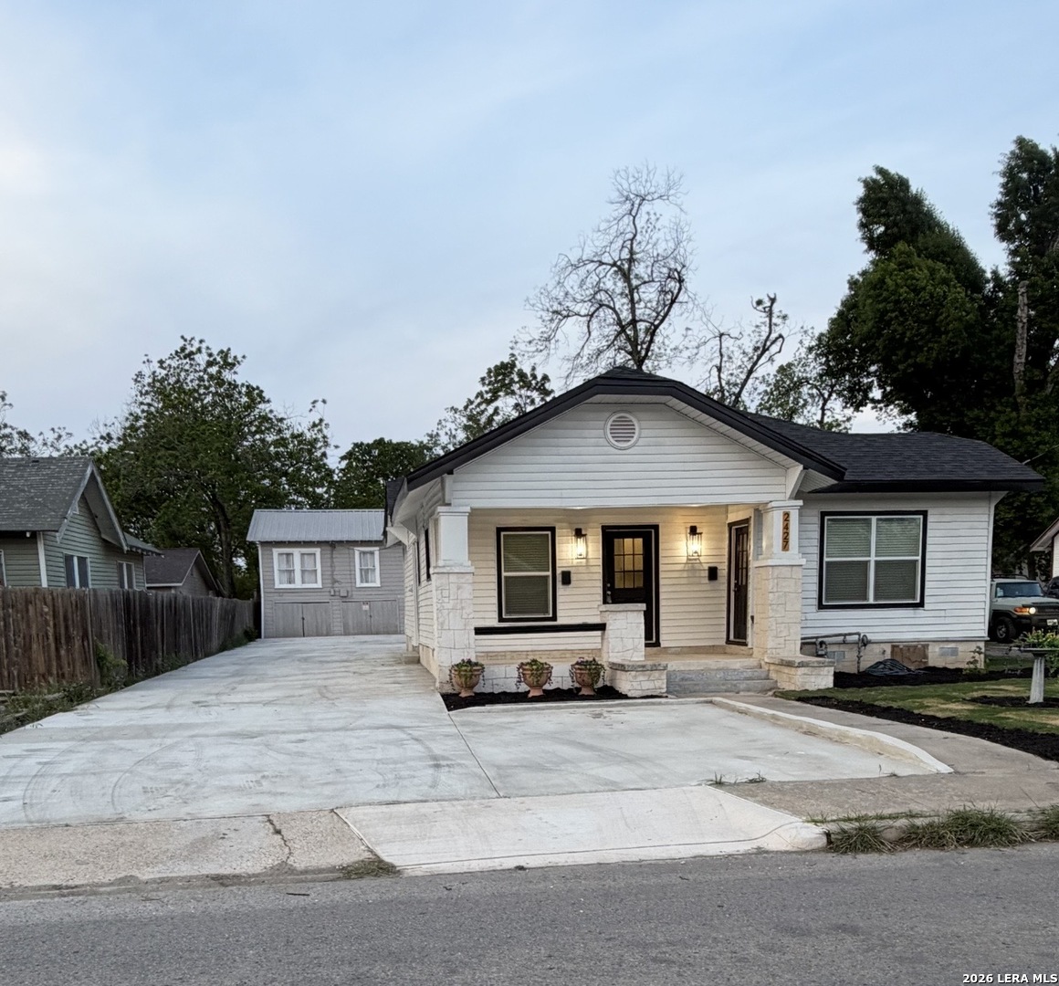 2427 W Southcross Boulevard San Antonio TX 78211