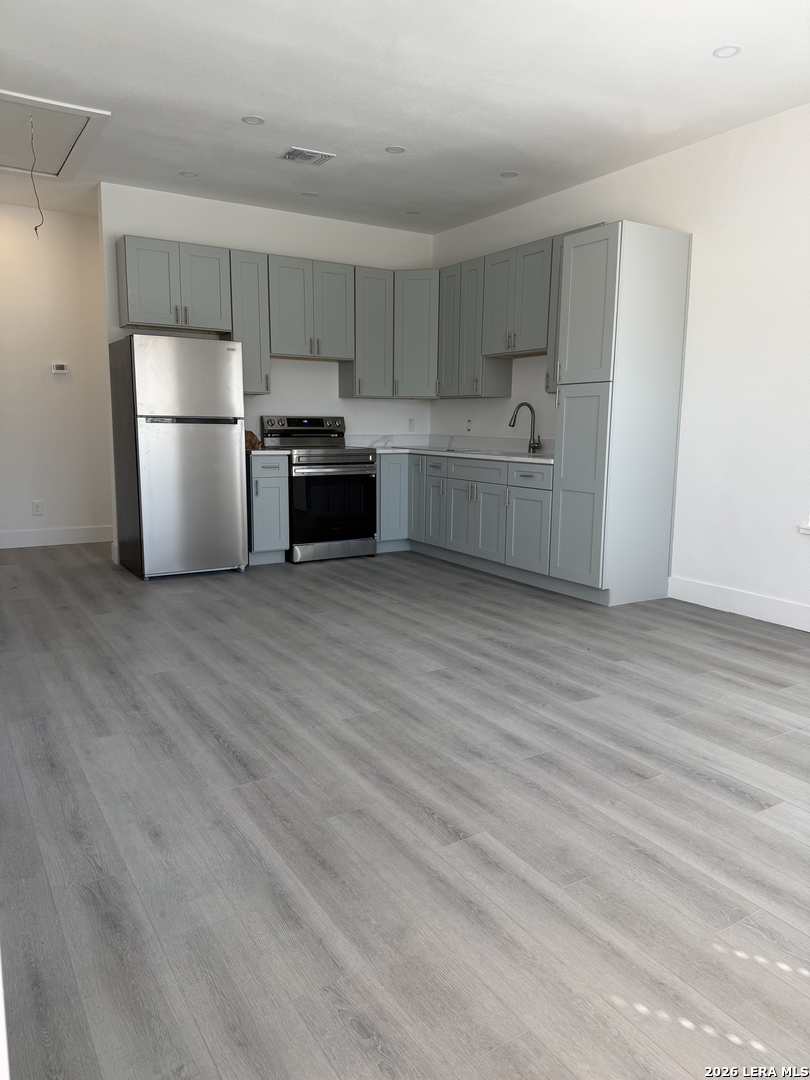 2427 W Southcross Boulevard San Antonio TX 78211