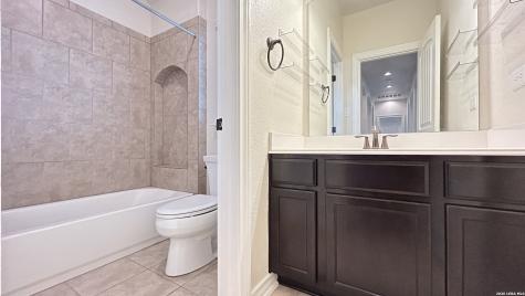 13403 Fowler Ridge San Antonio TX 78245