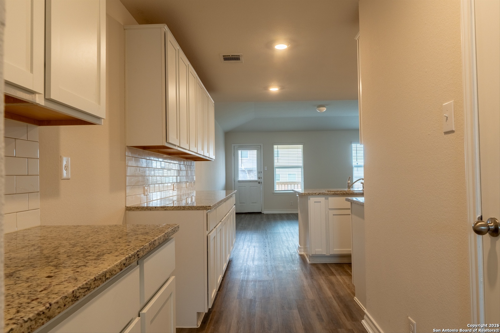 6847 Kingsley Edge San Antonio TX 78252