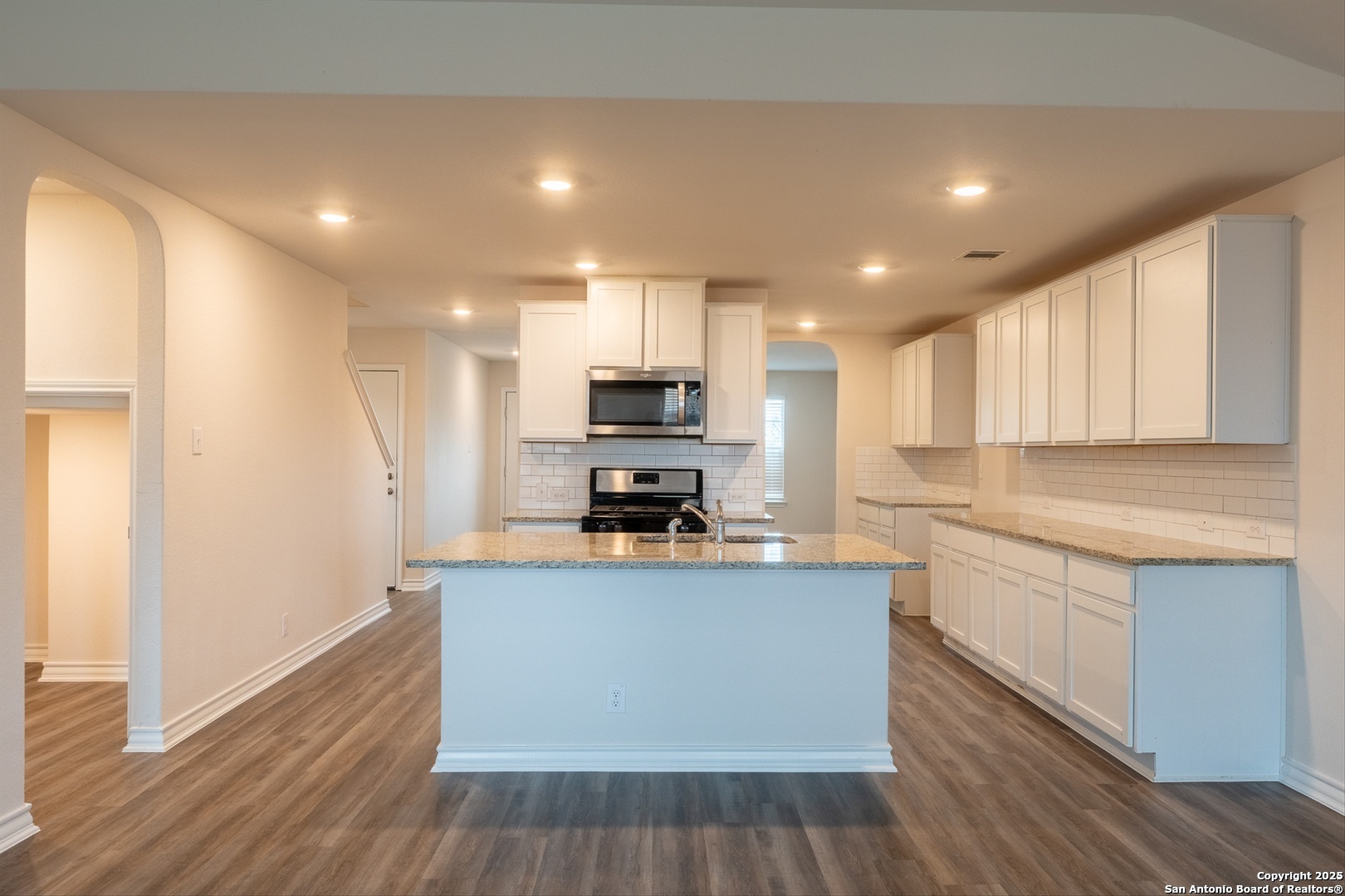 6847 Kingsley Edge San Antonio TX 78252