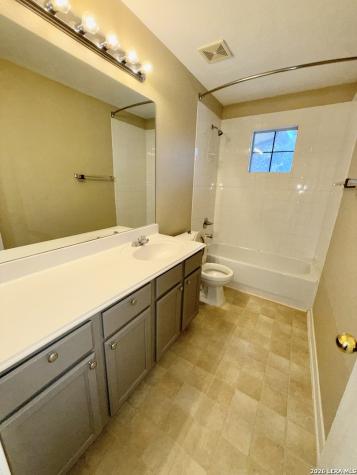 10231 Bermuda Trace San Antonio TX 78245