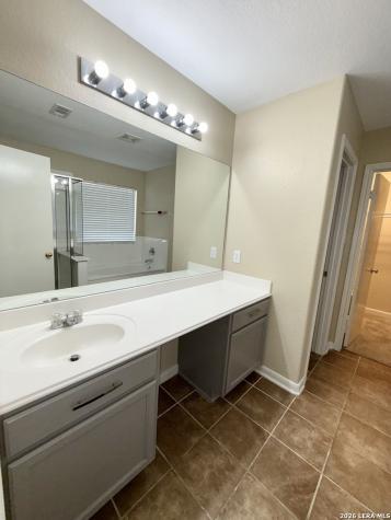 10231 Bermuda Trace San Antonio TX 78245