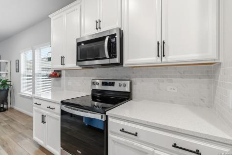 335 Shelton Pass Cibolo TX 78108