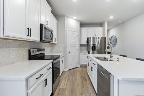 335 Shelton Pass Cibolo TX 78108