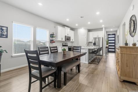 335 Shelton Pass Cibolo TX 78108