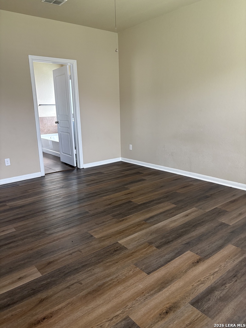 1810 Golden Maple San Antonio TX 78245