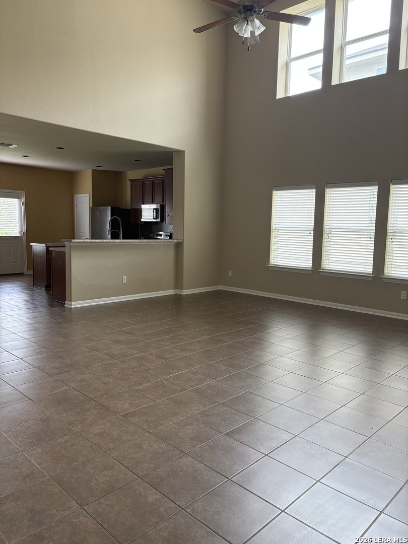 1810 Golden Maple San Antonio TX 78245