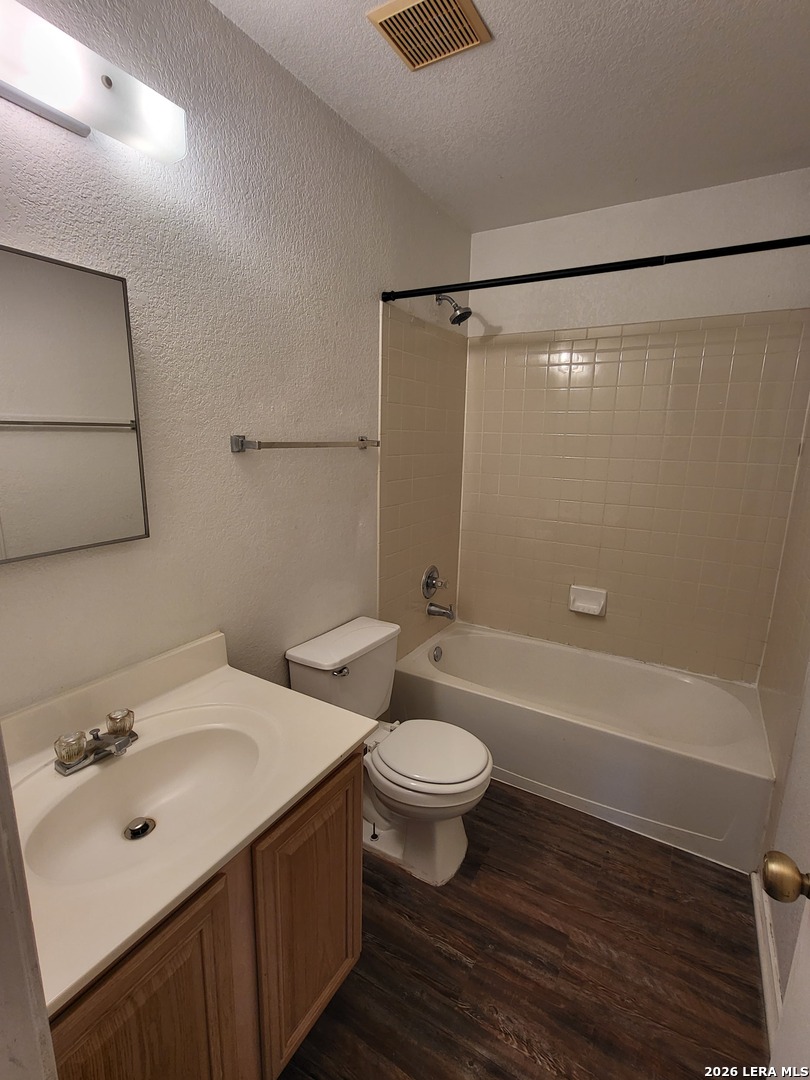 10831 Larson Cavern San Antonio TX 78254