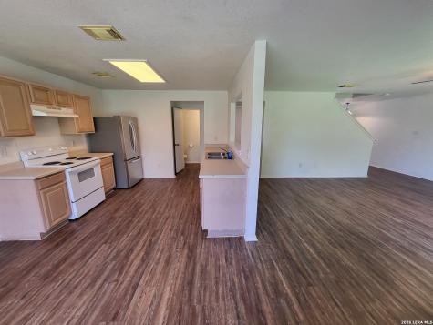 10831 Larson Cavern San Antonio TX 78254