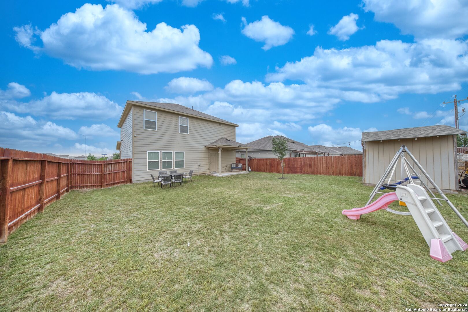 3123 Saturn Path Converse TX 78109