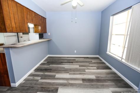 4814 Casa Oro Street San Antonio TX 78233