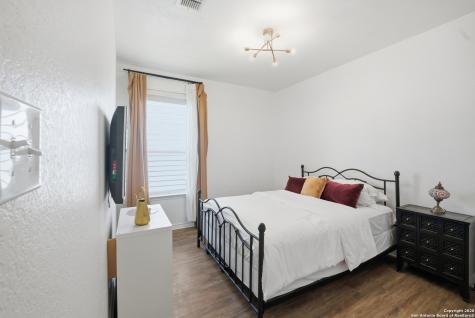 9831 Overlook Canyon San Antonio TX 78245