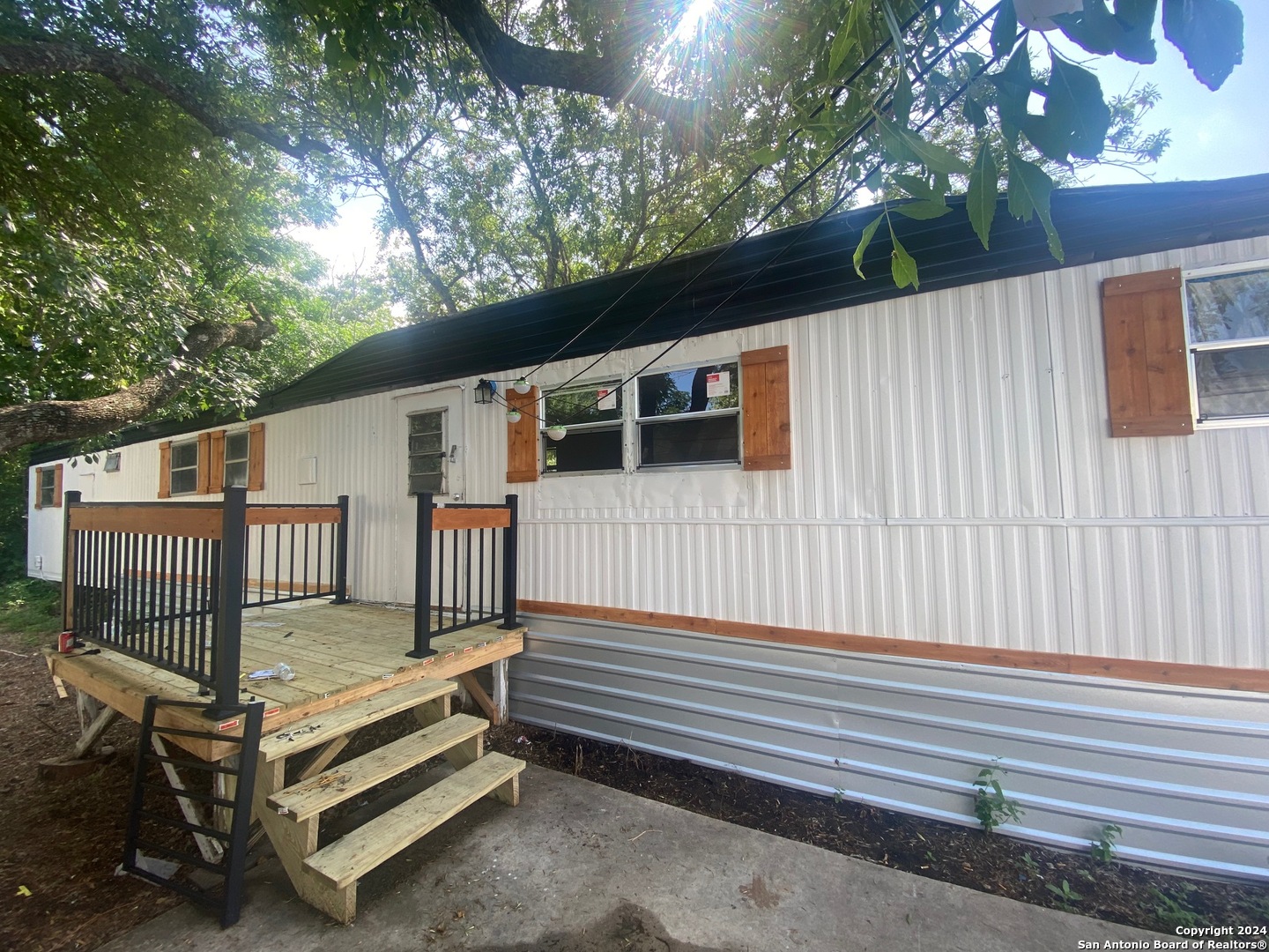 1311 W Hein Road San Antonio TX 78220