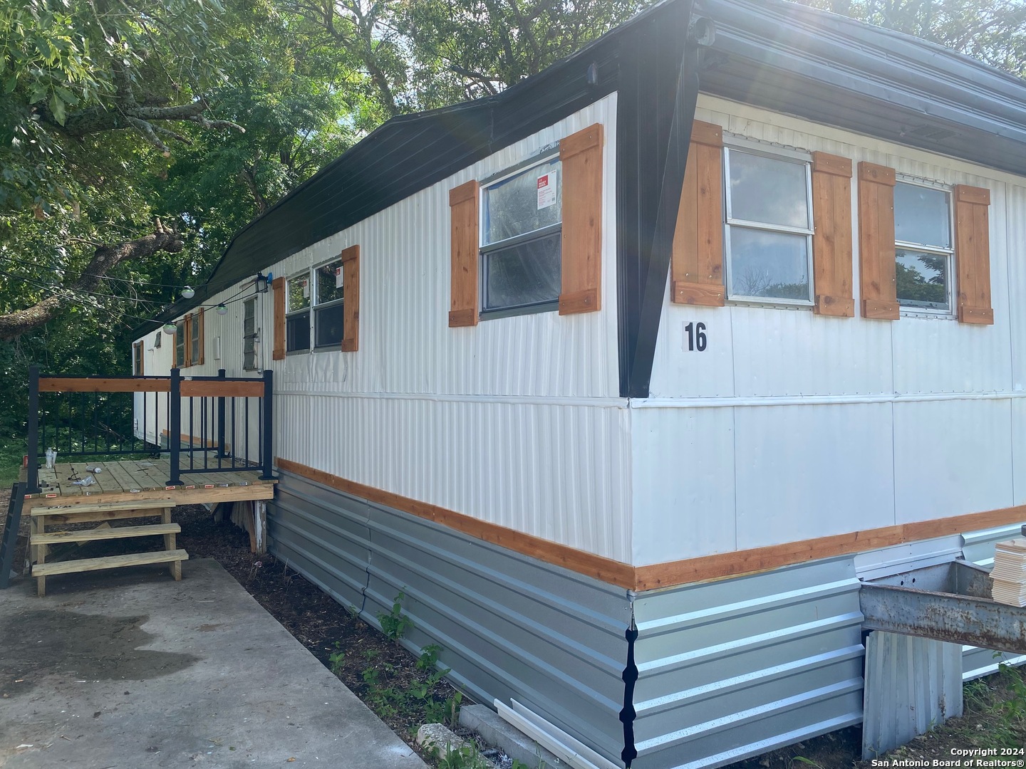 1311 W Hein Road San Antonio TX 78220