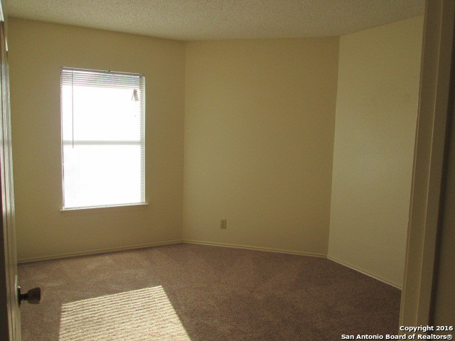 7511 Longing Trail San Antonio TX 78244