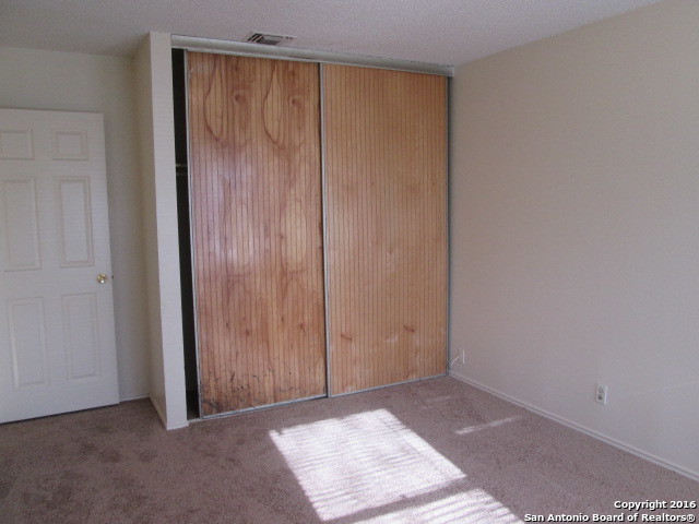 7511 Longing Trail San Antonio TX 78244