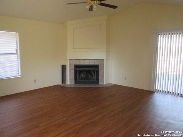 7511 Longing Trail San Antonio TX 78244