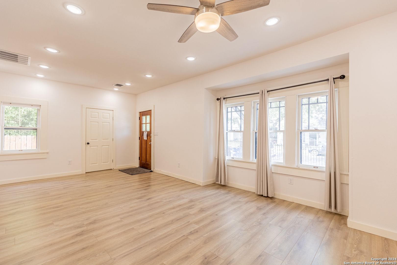 1010 Burnet Street San Antonio TX 78202