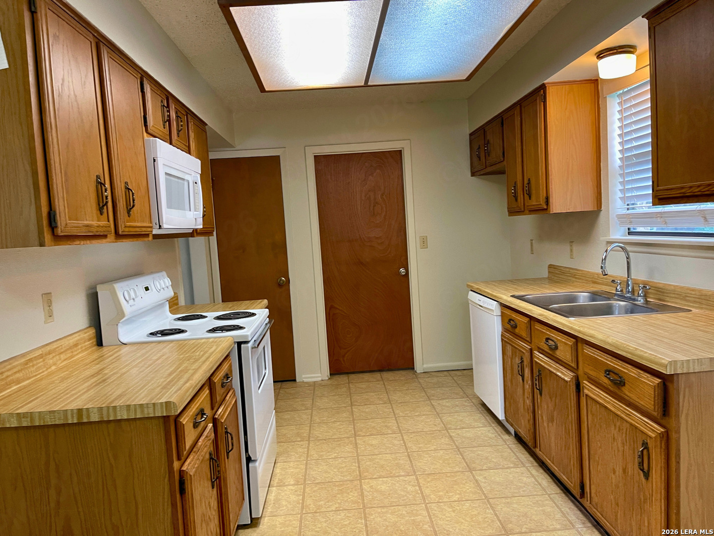 13855 Brook Hollow San Antonio TX 78232
