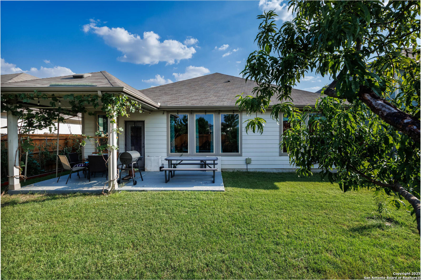2219 Castello San Antonio TX 78259