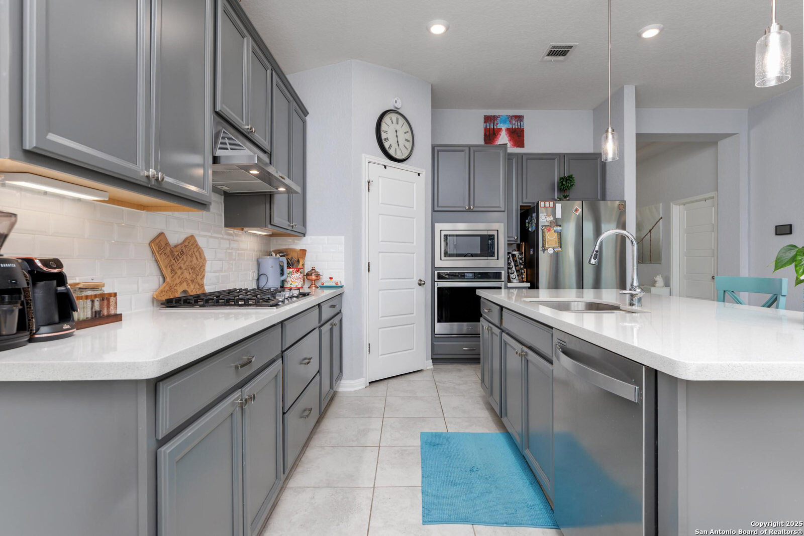 2219 Castello San Antonio TX 78259