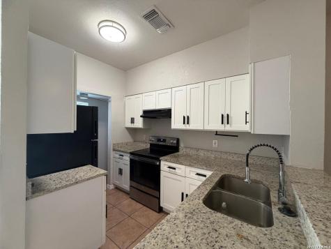 12256 Apricot Drive San Antonio TX 78247