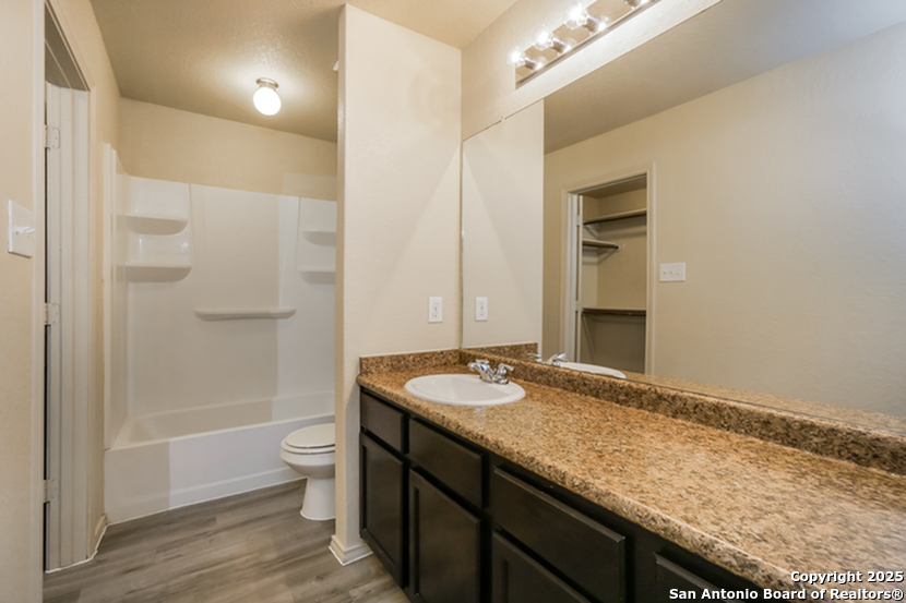 2210 Fishing Stone San Antonio TX 78224