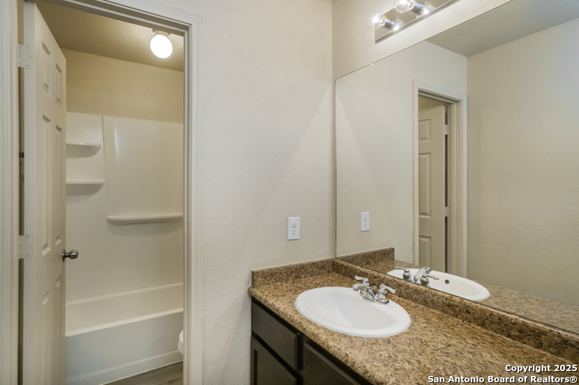 2210 Fishing Stone San Antonio TX 78224