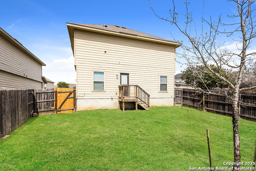 2210 Fishing Stone San Antonio TX 78224