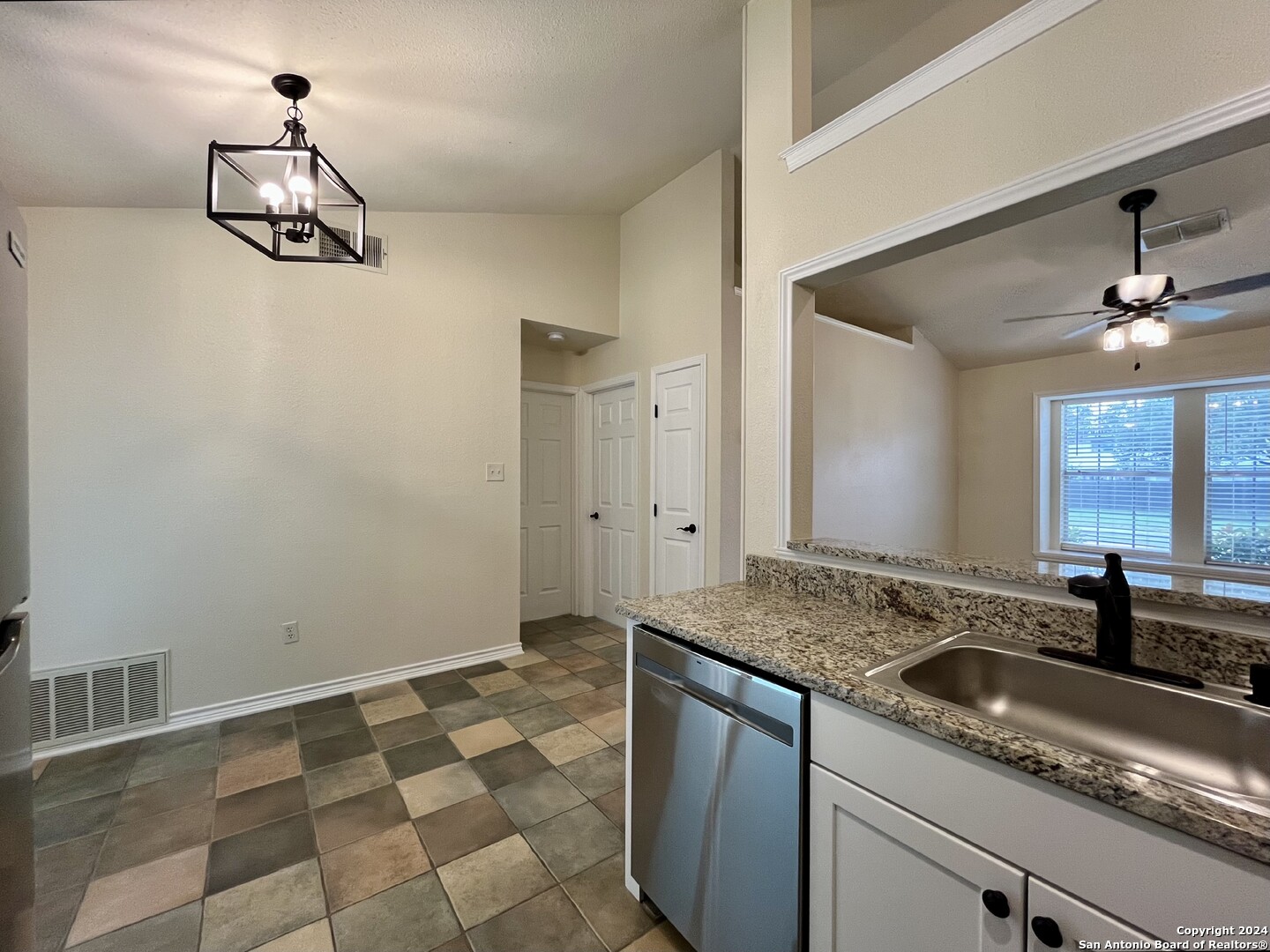 10254 Dover Ridge San Antonio TX 78250