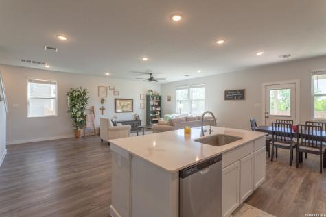 9931 Forestier Green San Antonio TX 78221