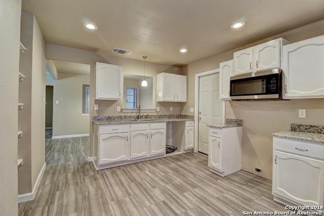 7731 Pipers Hill San Antonio TX 78251