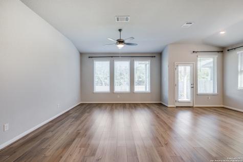 9543 Witten Drive San Antonio TX 78254