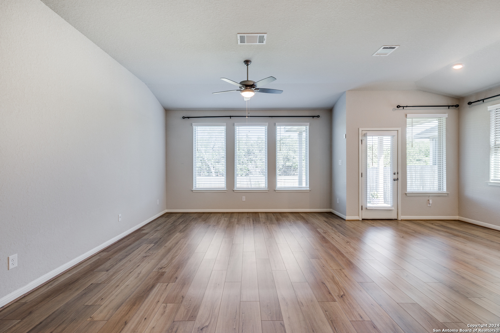 9543 Witten Drive San Antonio TX 78254