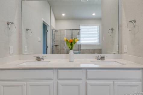 9543 Witten Drive San Antonio TX 78254