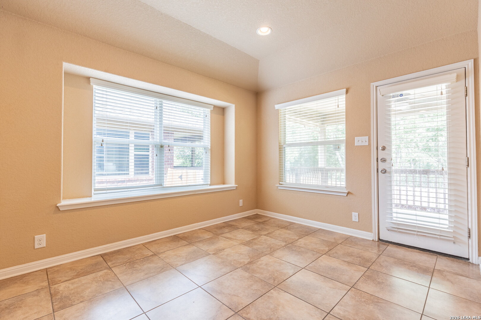 7111 Watertrout Bay San Antonio TX 78244