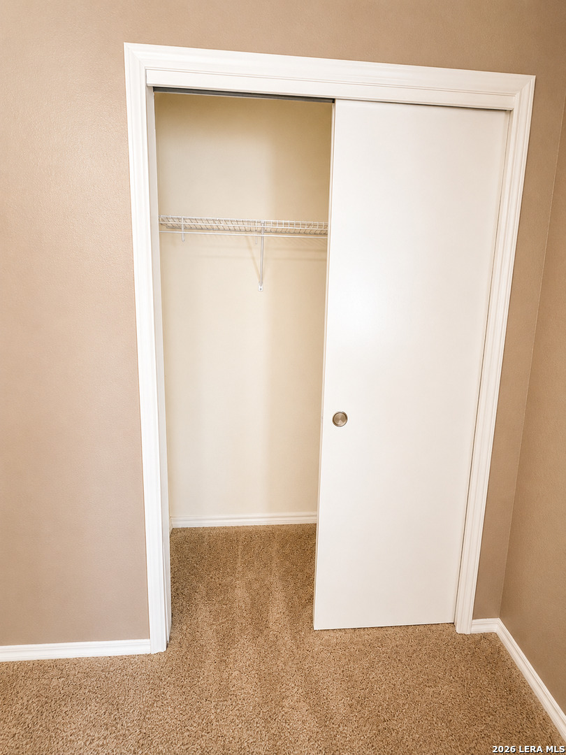 9006 Pinseeker Selma TX 78154