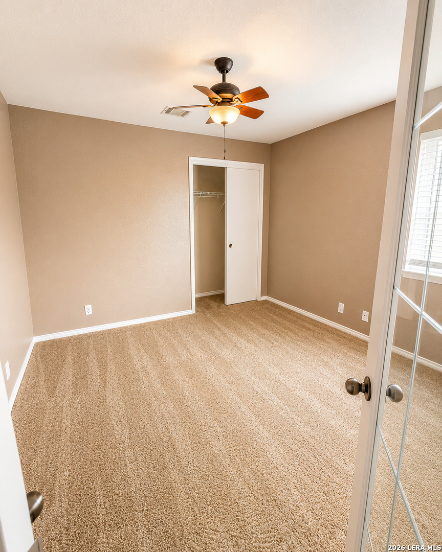 9006 Pinseeker Selma TX 78154