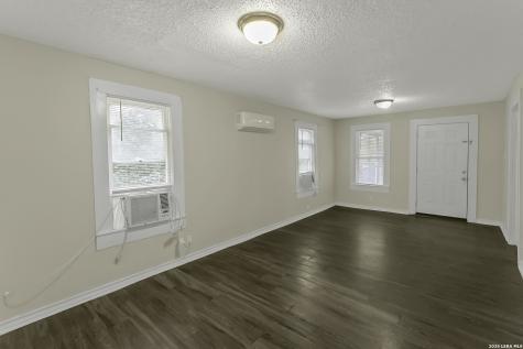 114 Teresa San Antonio TX 78214