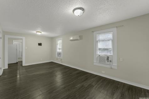 114 Teresa San Antonio TX 78214